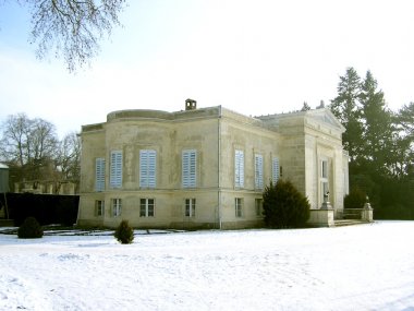Schloss Charlottenhof im Winter